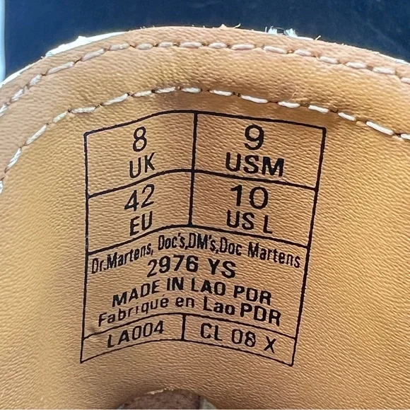 NEW Dr Martens 2976 Ys Unisex Leather Chelsea Boots In White Size Women 10/Men 9 - Picture 8 of 10